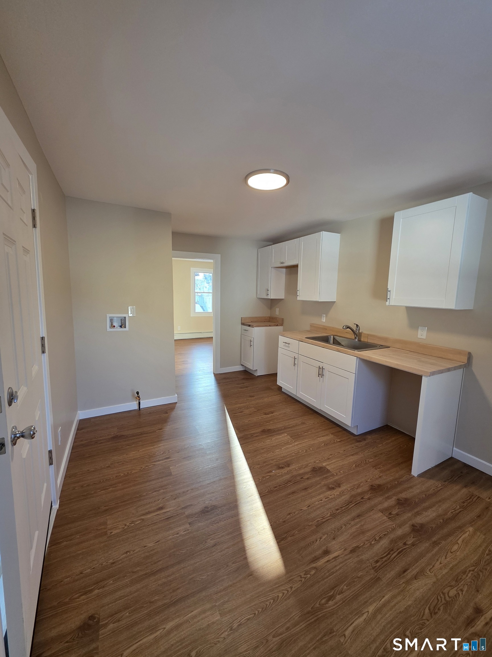 14 Smith Street, Unit 2 Ansonia, CT 06401 - Photo 4 of 10