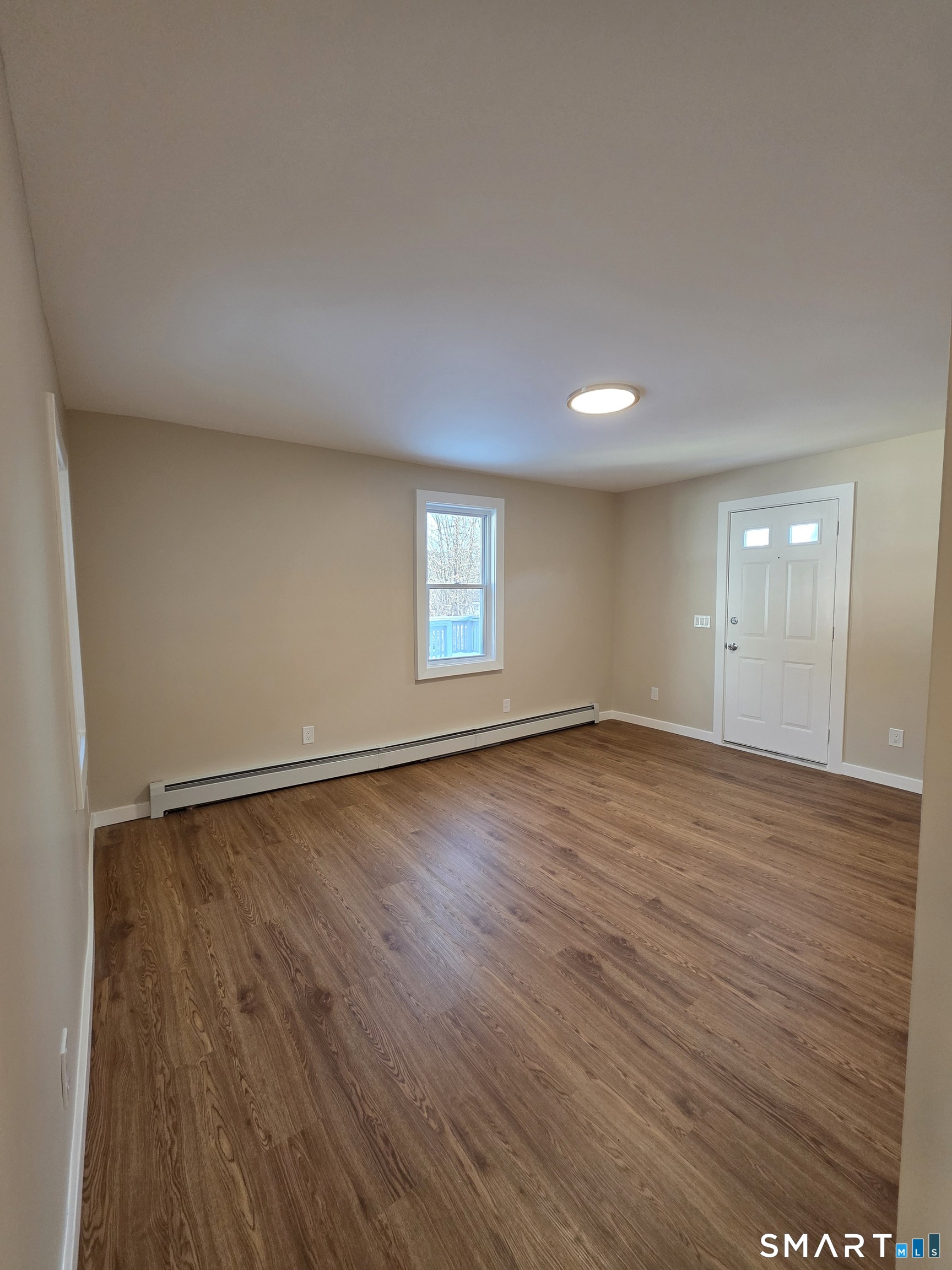 14 Smith Street, Unit 2 Ansonia, CT 06401 - Photo 5 of 10