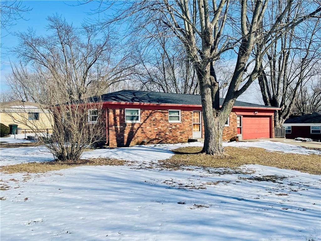 117 Hopkins Road Indianapolis, IN 46229 - Photo 2 of 21