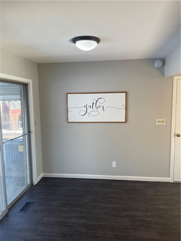 117 Hopkins Road Indianapolis, IN 46229 - Photo 9 of 21