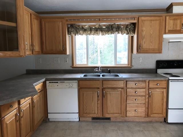 756 North Mountain Road Jefferson, ME 04348 - Photo 3 of 12 Photo
