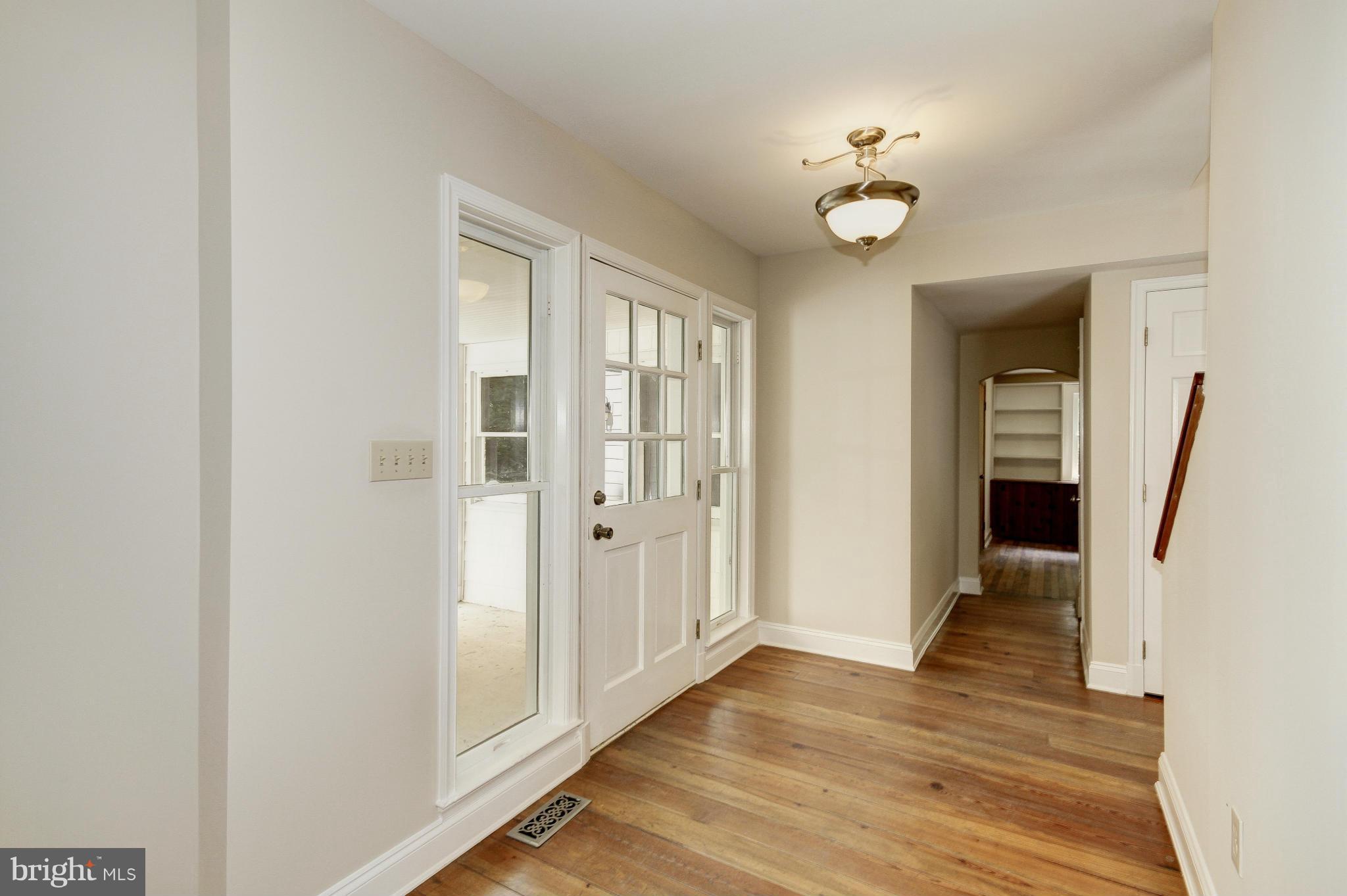 8601 Reservoir Road Fulton, MD 20759 - Photo 2 of 30 Entry