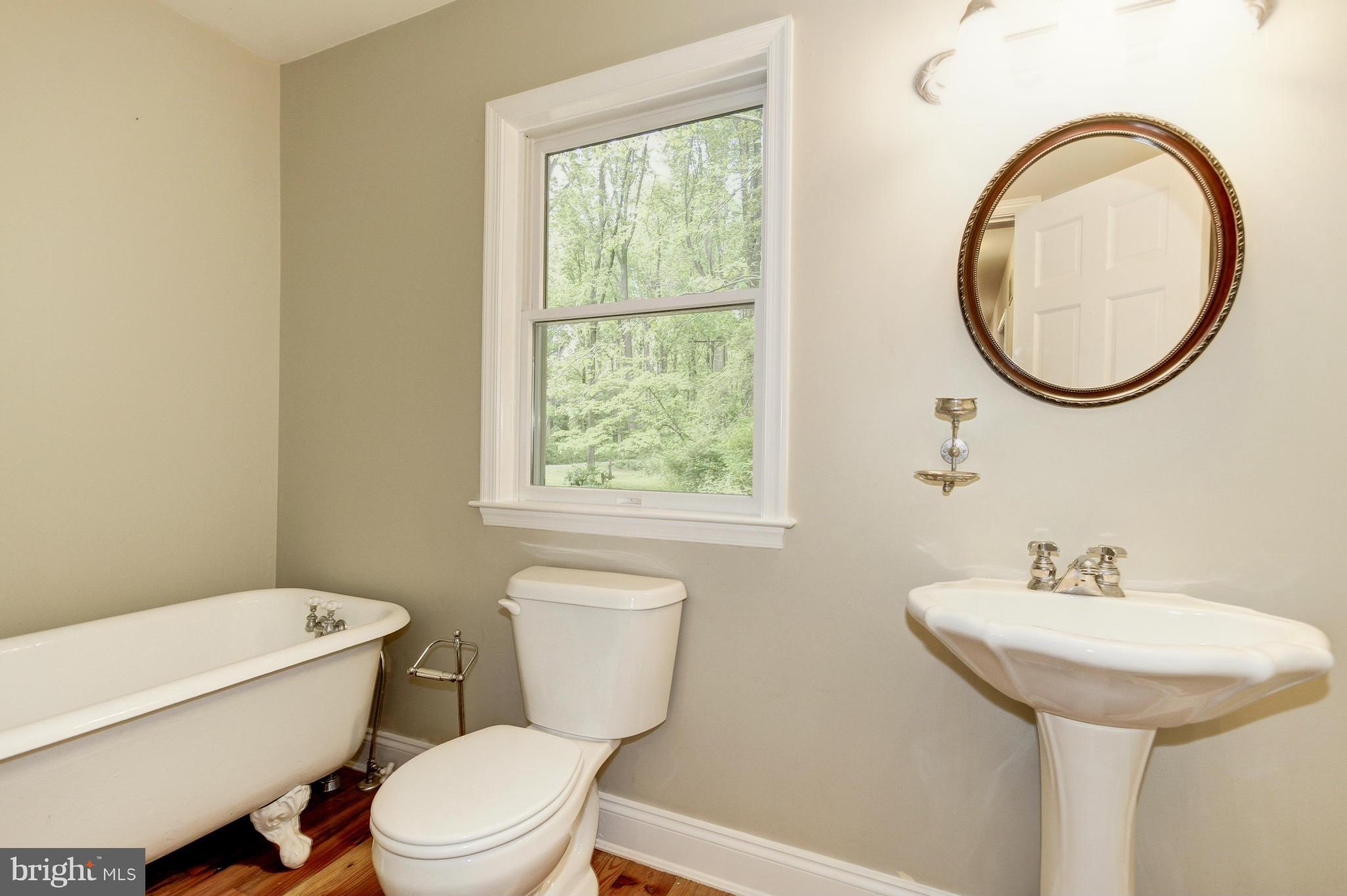 8601 Reservoir Road Fulton, MD 20759 - Photo 14 of 30 Bath (Full)