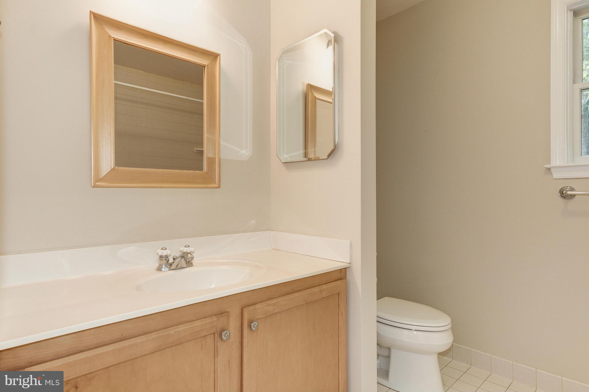 8601 Reservoir Road Fulton, MD 20759 - Photo 24 of 30 Bath (Full)
