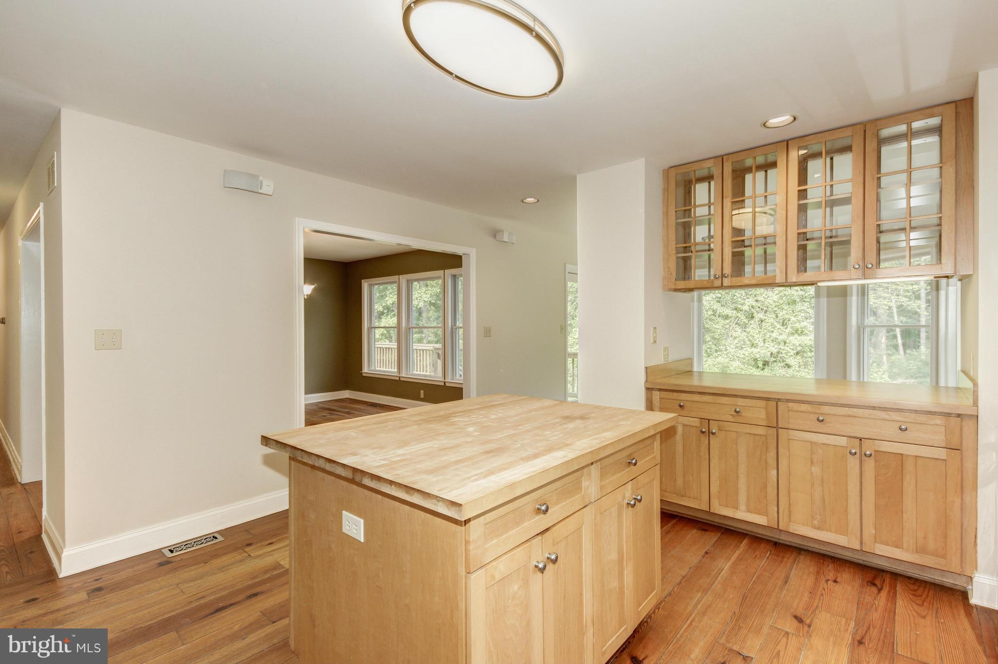 8601 Reservoir Road Fulton, MD 20759 - Photo 8 of 30 Gourmet Kitchen