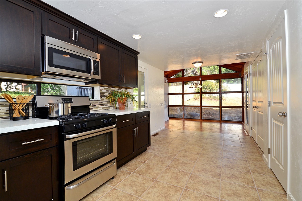 1805 Grove Road El Cajon, CA 92020 - Photo 11 of 25
