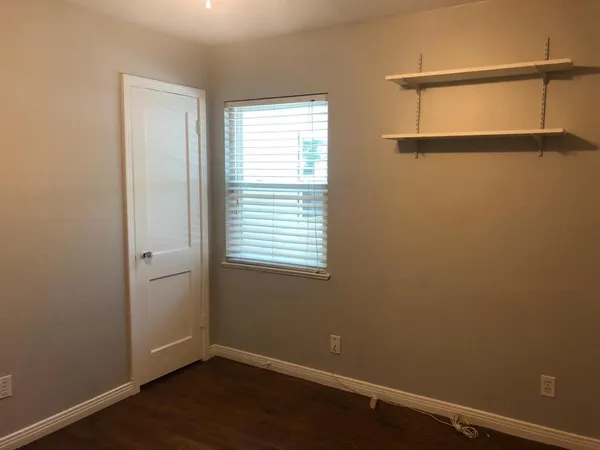 $3,250 | 3984 Park Lane, Dallas, TX 75220