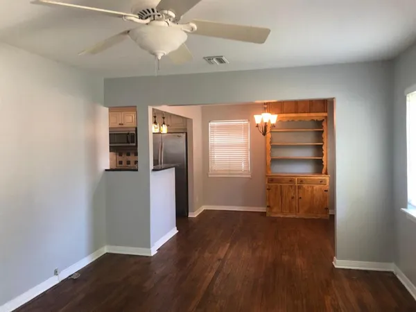 $3,250 | 3984 Park Lane, Dallas, TX 75220