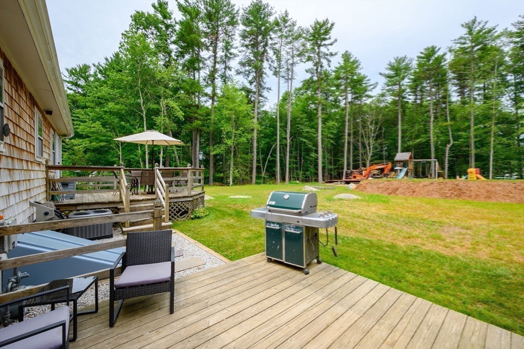 544 Spring Street Hanson, MA 02341 - Photo 31 of 39 Gallery Image 31
