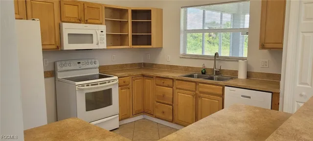 $1,900 | 3916 13th Street Southwest, Lehigh Acres, FL 33976