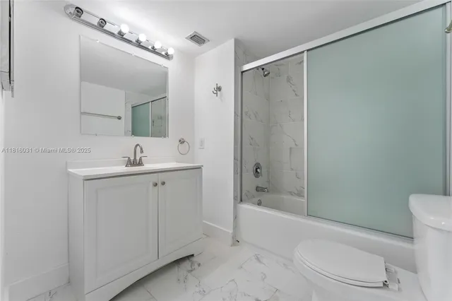 $269,000 | 3150 West Rolling Hills Circle, Unit 209, Davie, FL 33328