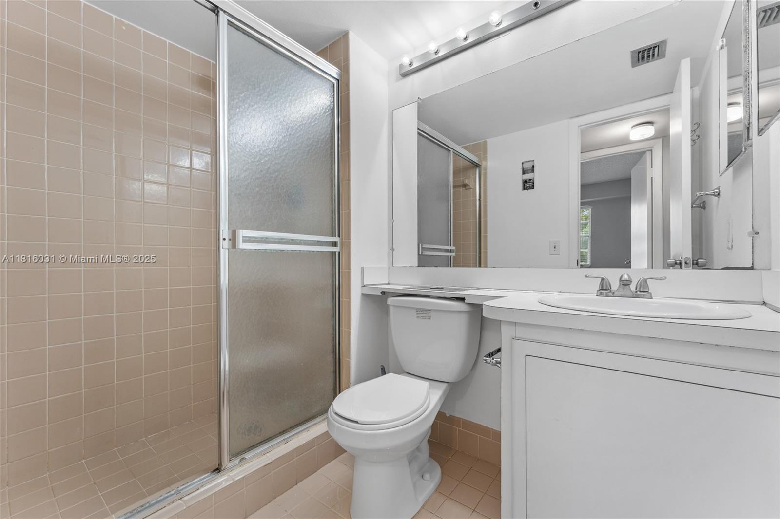 3150 West Rolling Hills Circle, Unit 209 Davie, FL 33328 - Photo 18 of 18 Guest Bath