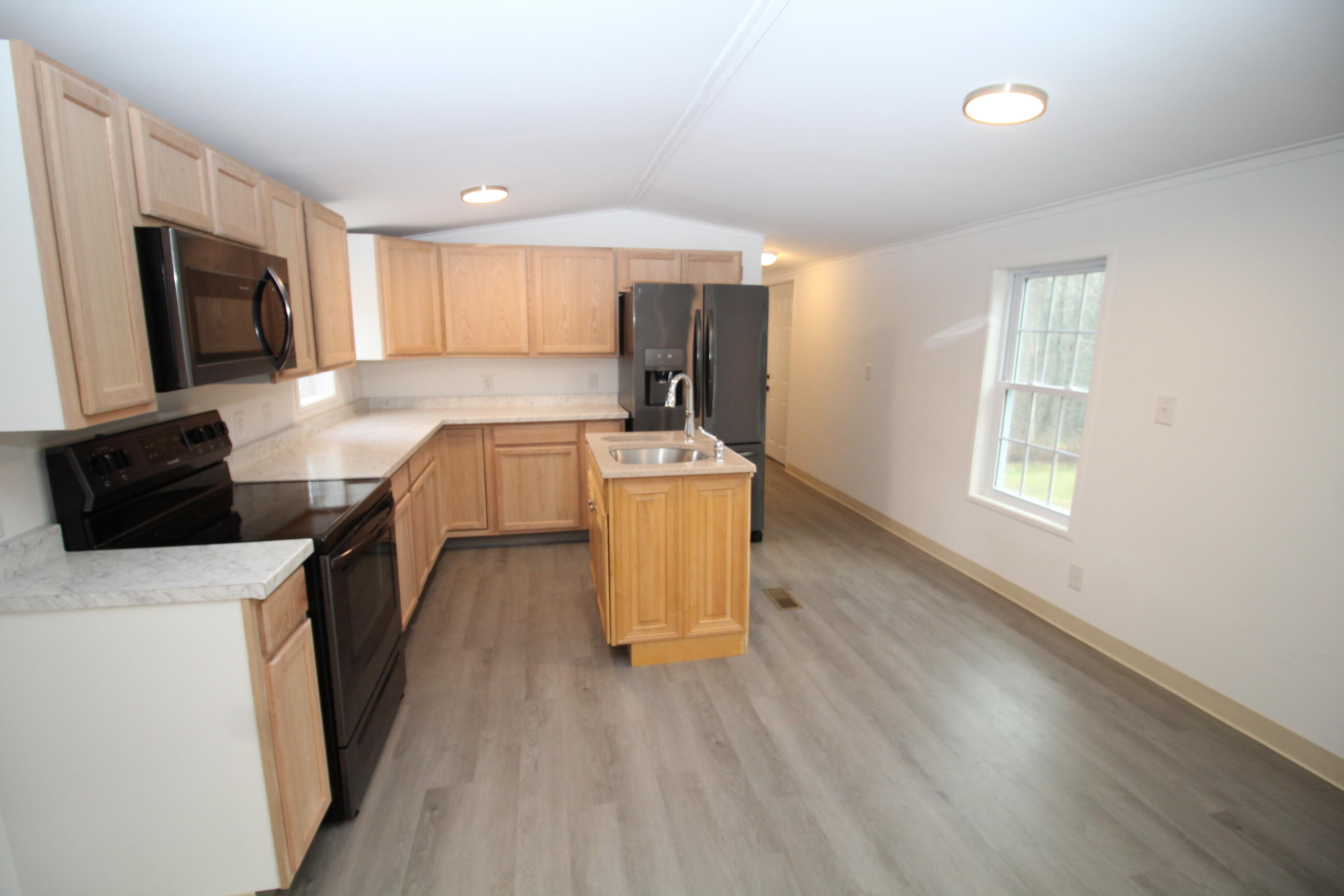 69 Fire Rd DC-1 Mount Vernon, ME 04352 - Photo 10 of 36 10. Kitchen