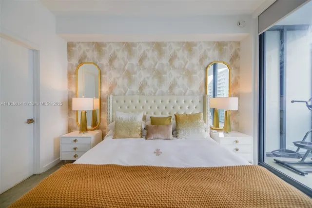 $6,900 | 45 Southwest 9th Street, Unit 4108, Miami, FL 33130