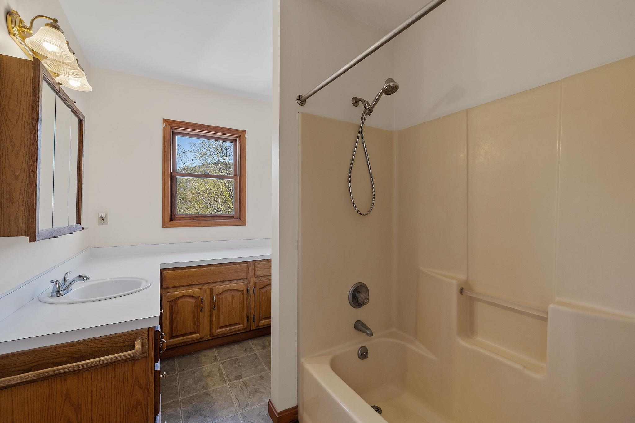 36 Quincy Road Rumney, NH 03266 - Photo 23 of 38