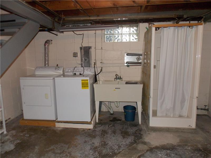 2100 Clayton Road Beaver Falls, PA 15010 - Photo 19 of 24 Gallery Image 19