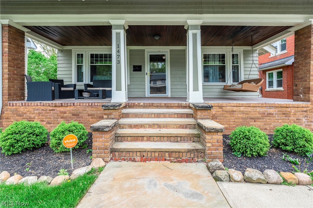 1473 Parkhill Road Cleveland Heights, OH 44121 - Photo 2 of 35