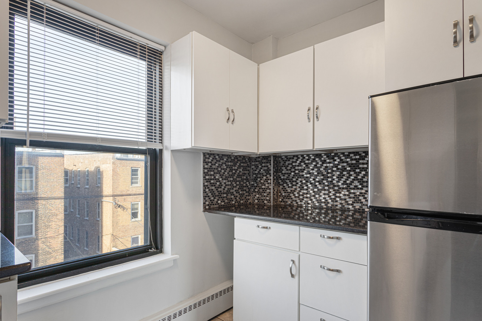 5858 North Sheridan Road, Unit 407 Chicago, IL 60660 - Photo 6 of 16