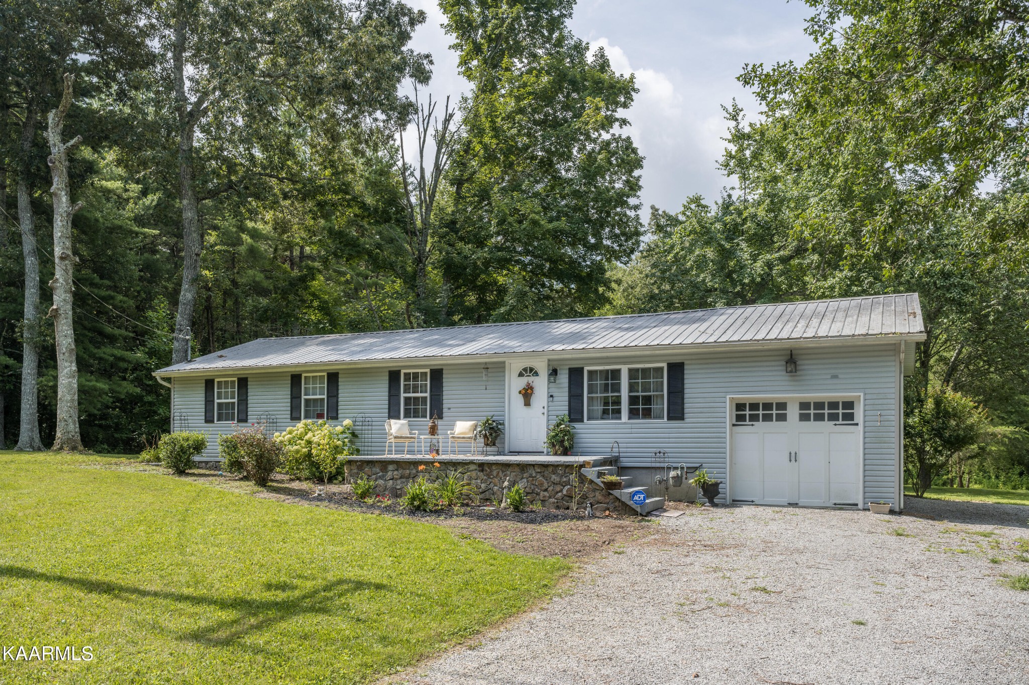 1515 Twin Bridge Road Deer Lodge, TN 37726 - Photo 1 of 24 Gallery Image 1