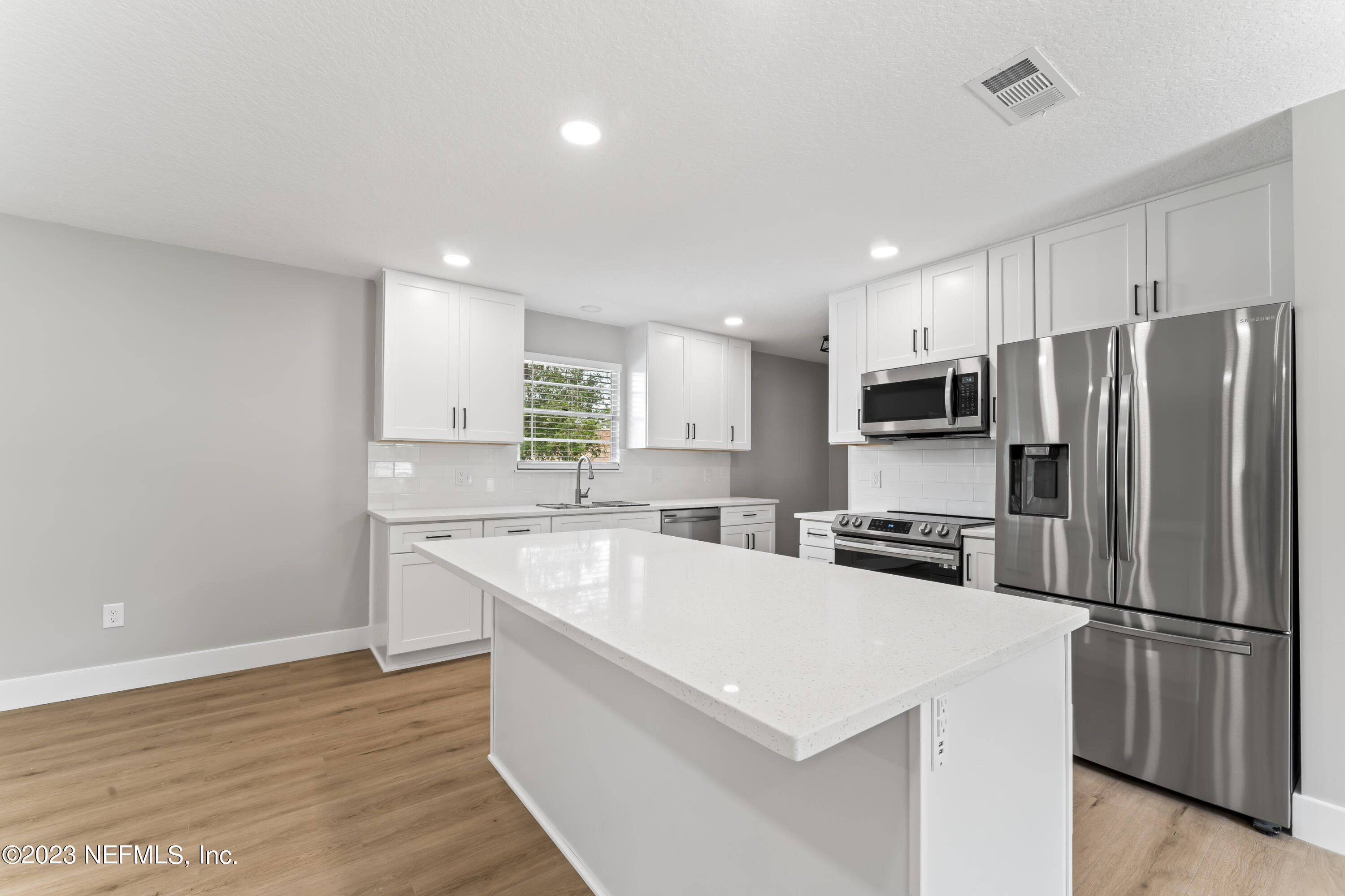 170 Foxridge Road Orange Park, FL 32065 - Photo 14 of 52 Hommati 170 Foxridge Rd Orange Park FL 0