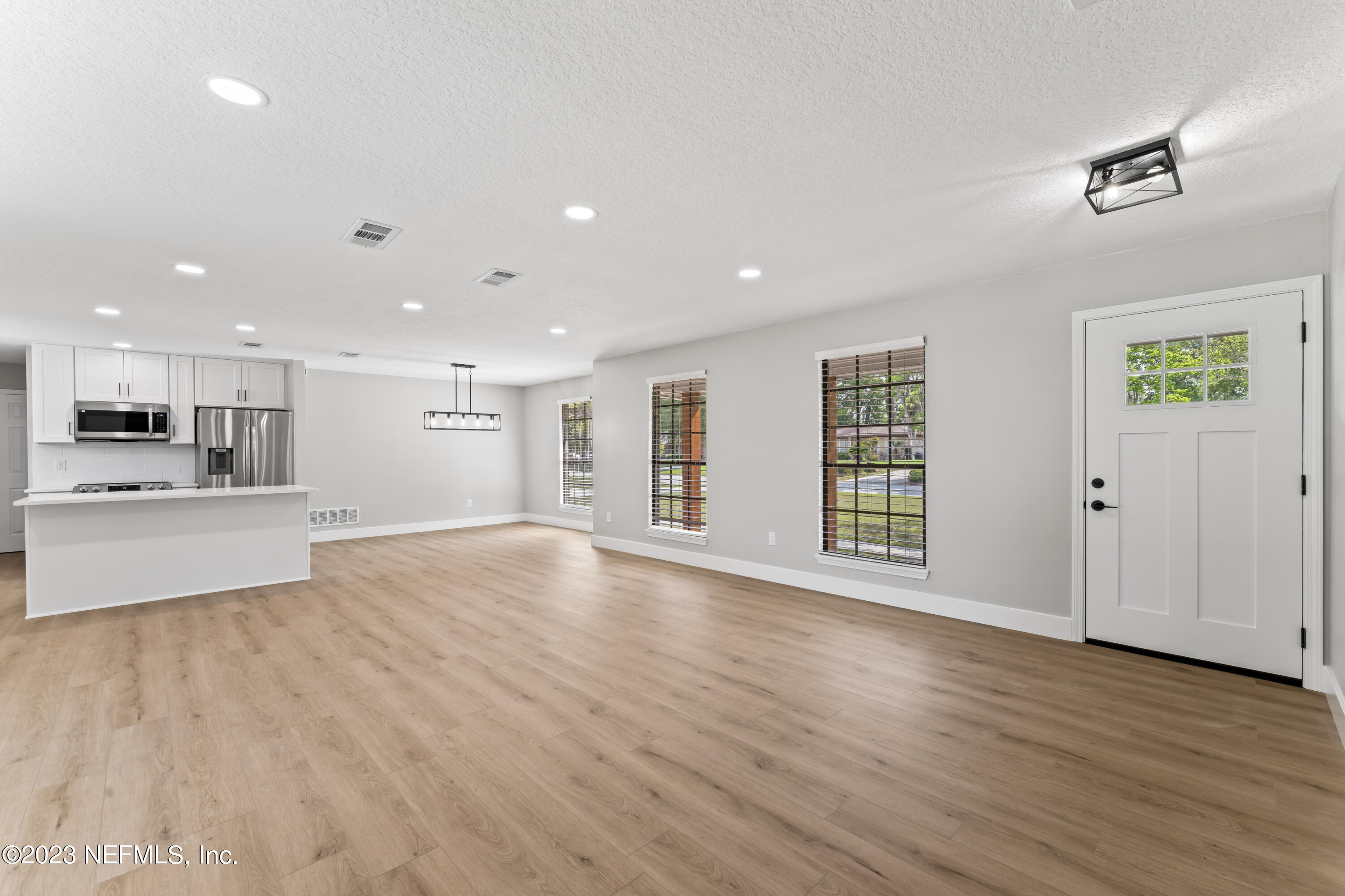 170 Foxridge Road Orange Park, FL 32065 - Photo 5 of 52 Hommati 170 Foxridge Rd Orange Park FL 0