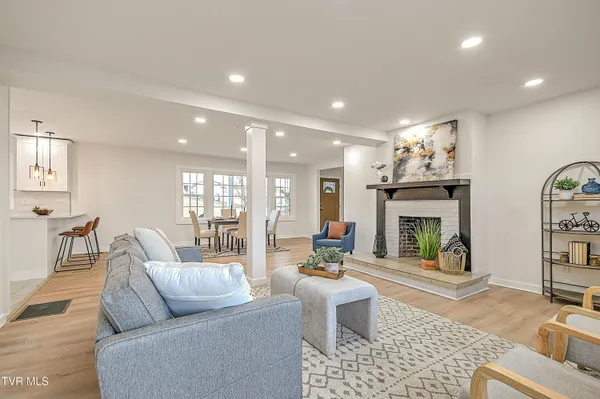 $599,900 | 248 Dean Archer Road, Jonesborough, TN 37659