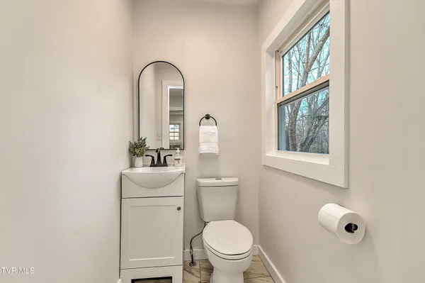 $599,900 | 248 Dean Archer Road, Jonesborough, TN 37659