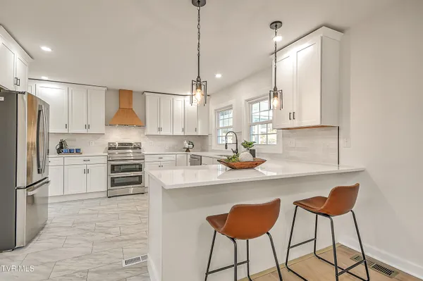 $599,900 | 248 Dean Archer Road, Jonesborough, TN 37659