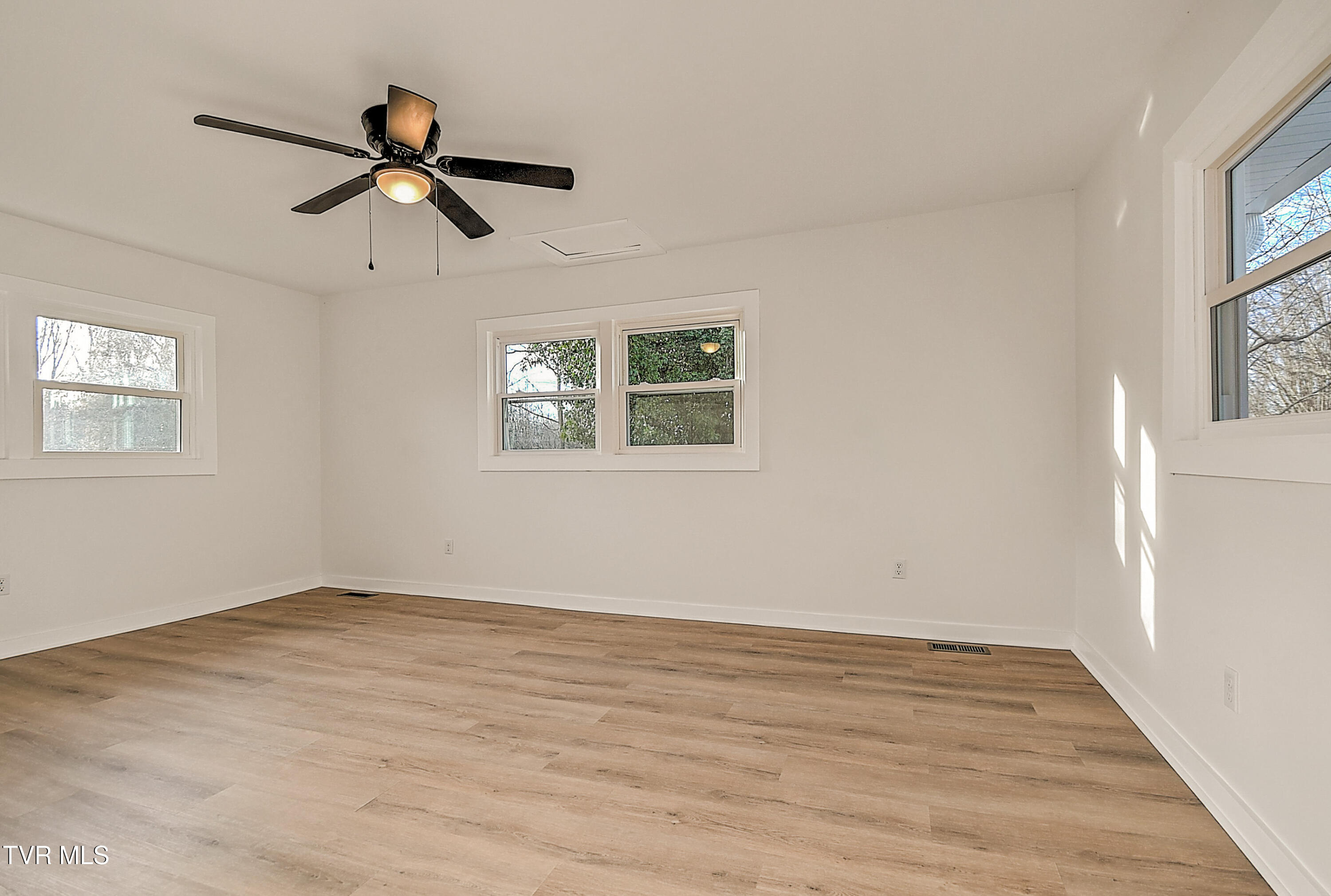 248 Dean Archer Road Jonesborough, TN 37659 - Photo 34 of 82 248 Dean Archer CP-34