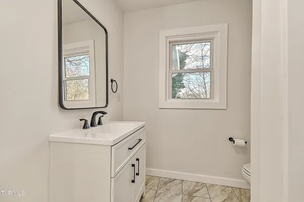 $599,900 | 248 Dean Archer Road, Jonesborough, TN 37659