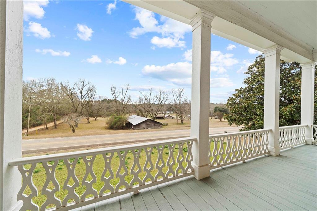 12871 Linton Road Sparta, GA 31087 - Photo 5 of 56 a view of a balcony