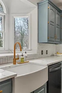 $949,000 | 160 Lazy Laurel Chase, Roswell, GA 30076