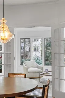 $949,000 | 160 Lazy Laurel Chase, Roswell, GA 30076