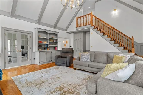 $949,000 | 160 Lazy Laurel Chase, Roswell, GA 30076