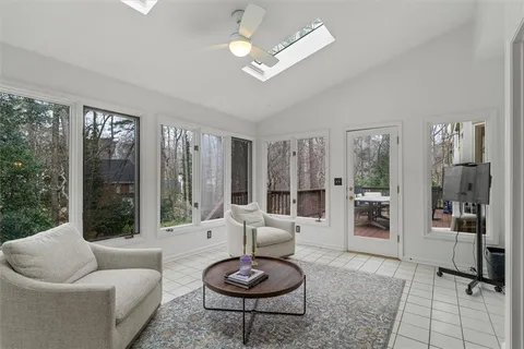 $949,000 | 160 Lazy Laurel Chase, Roswell, GA 30076