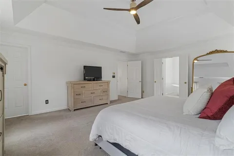 $949,000 | 160 Lazy Laurel Chase, Roswell, GA 30076