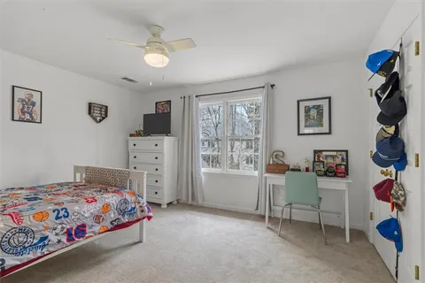 $949,000 | 160 Lazy Laurel Chase, Roswell, GA 30076