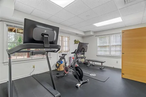 $949,000 | 160 Lazy Laurel Chase, Roswell, GA 30076