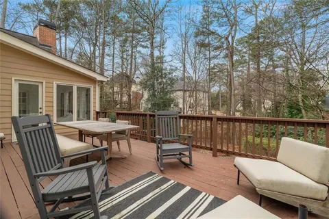 $949,000 | 160 Lazy Laurel Chase, Roswell, GA 30076