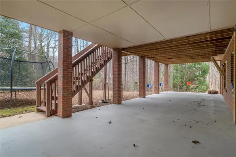 $949,000 | 160 Lazy Laurel Chase, Roswell, GA 30076