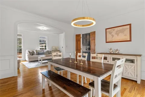 $949,000 | 160 Lazy Laurel Chase, Roswell, GA 30076