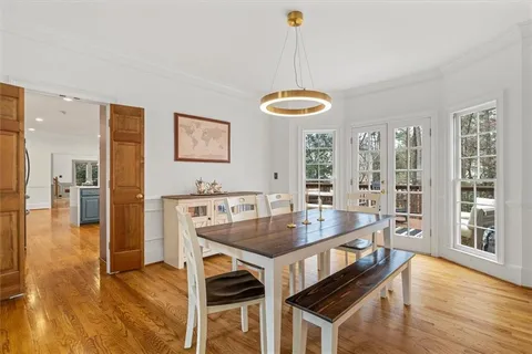 $949,000 | 160 Lazy Laurel Chase, Roswell, GA 30076