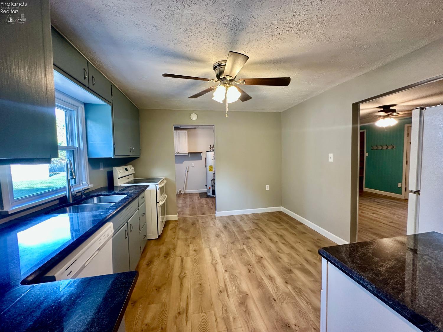 3539 West Harbor Road Port Clinton, OH 43452 - Photo 17 of 31 Gallery Image 17