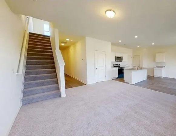 $1,950 | 6085 Majestic Crk Trail, Porter, TX 77365