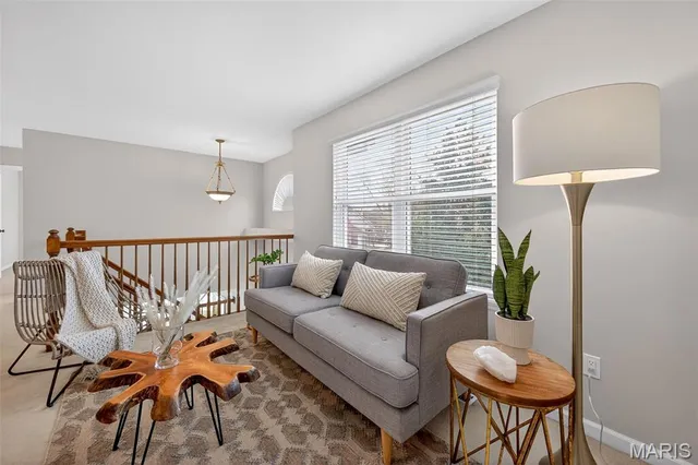 $589,900 | 412 Scenic Drive, St. Peters, MO 63376