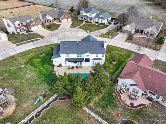 $589,900 | 412 Scenic Drive, St. Peters, MO 63376