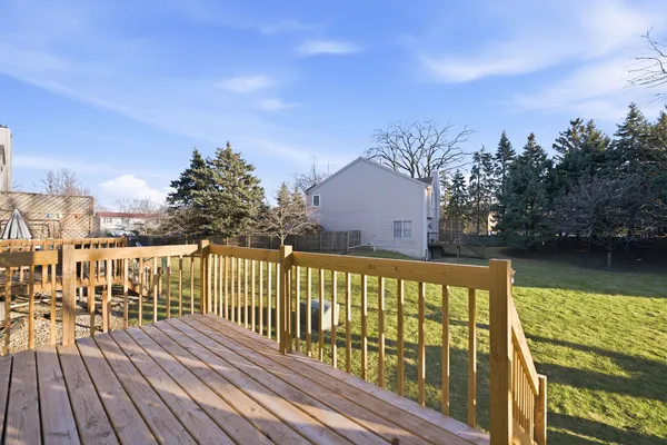 $325,000 | 141 West Robinhood Way, Unit 141, Bolingbrook, IL 60440