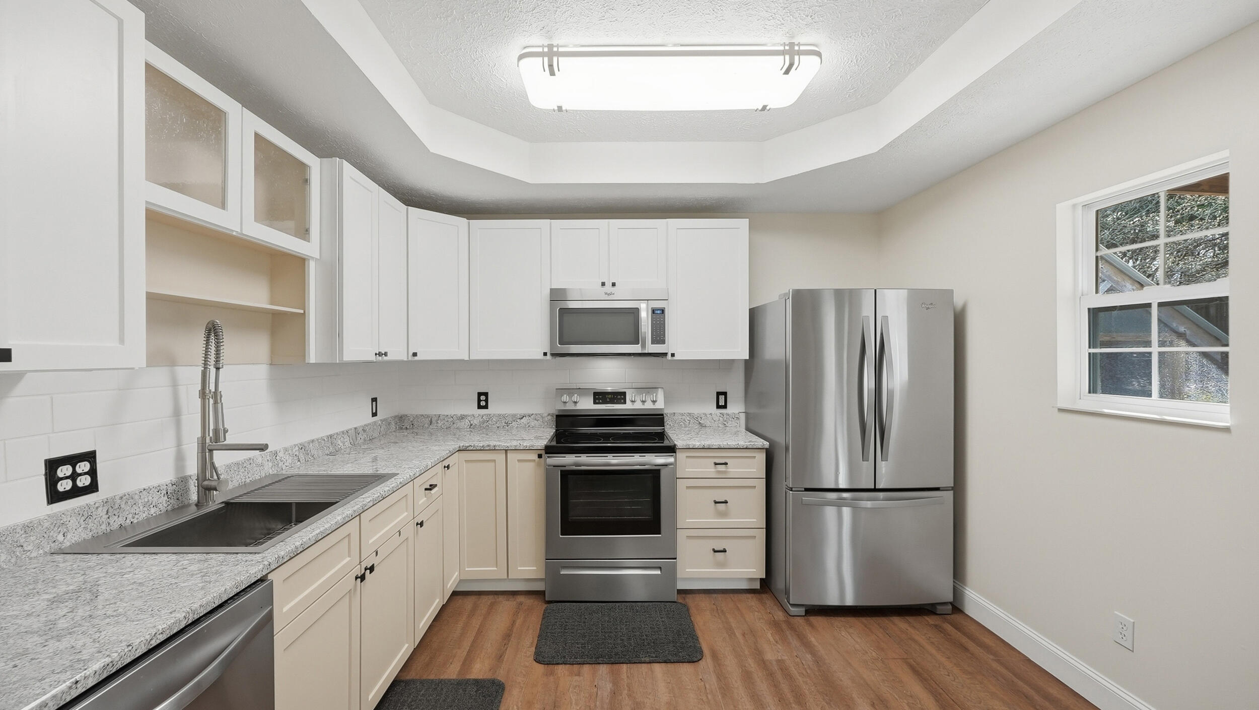338 Condra Road Ringgold, GA 30736 - Photo 12 of 49 Great Kitchen workspace