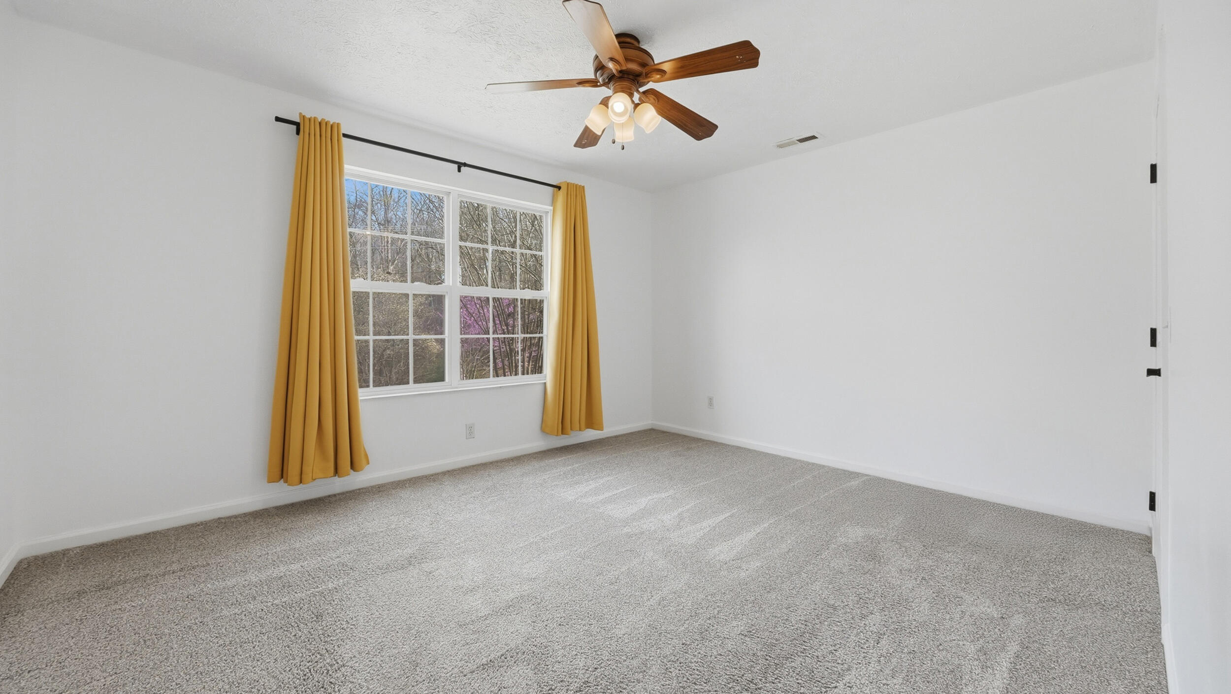 338 Condra Road Ringgold, GA 30736 - Photo 25 of 49 Third Bedroom