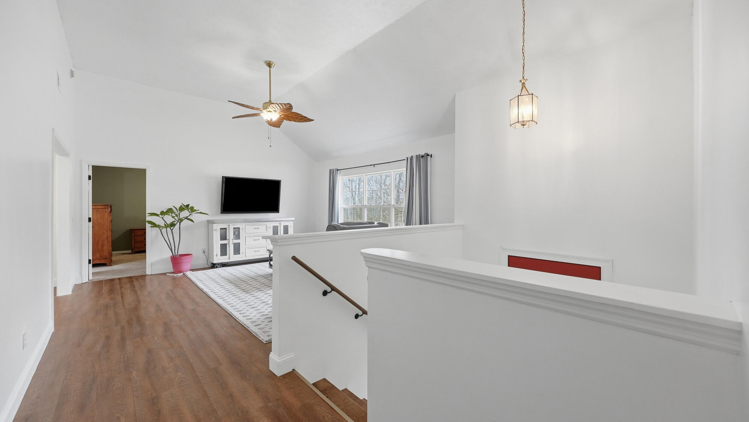 338 Condra Road Ringgold, GA 30736 - Photo 5 of 49 Vaulted Living Room Ceiling
